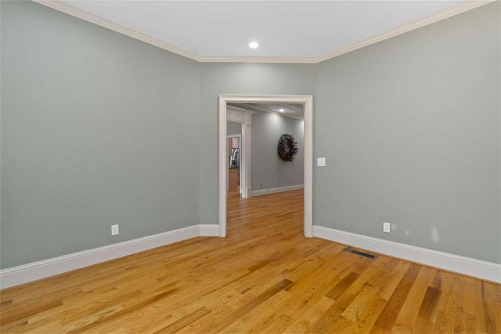 124 Sweet Water Ridge Hoschton, GA 30548 - Photo 16 of 77 Gallery Image 16