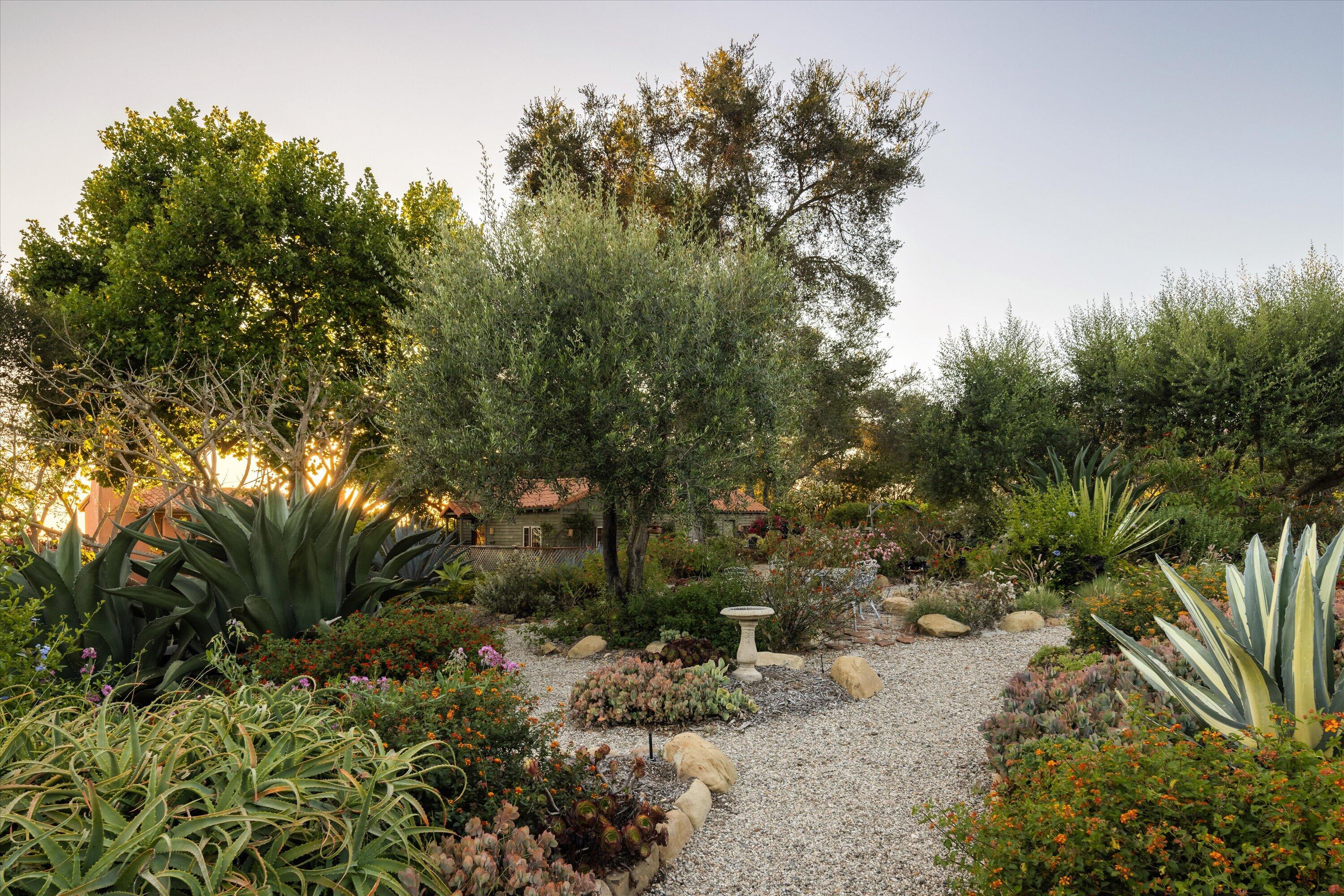 7357 Shepard Mesa Road Carpinteria, CA 93013 - Photo 37 of 45 61-7357 Shepard Mesa Rd Day 1-38