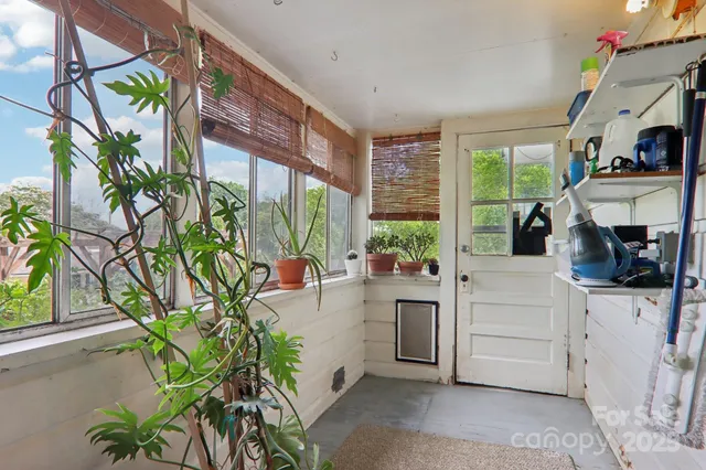 $350,000 | 68 1/2 Nevada Avenue, Asheville, NC 28806