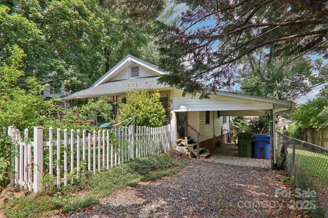 $350,000 | 68 1/2 Nevada Avenue, Asheville, NC 28806