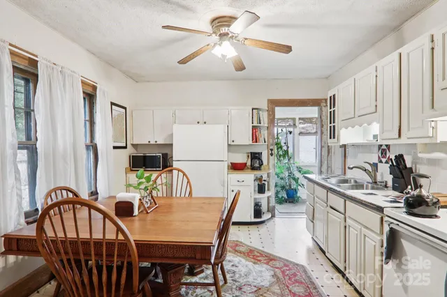 $350,000 | 68 1/2 Nevada Avenue, Asheville, NC 28806