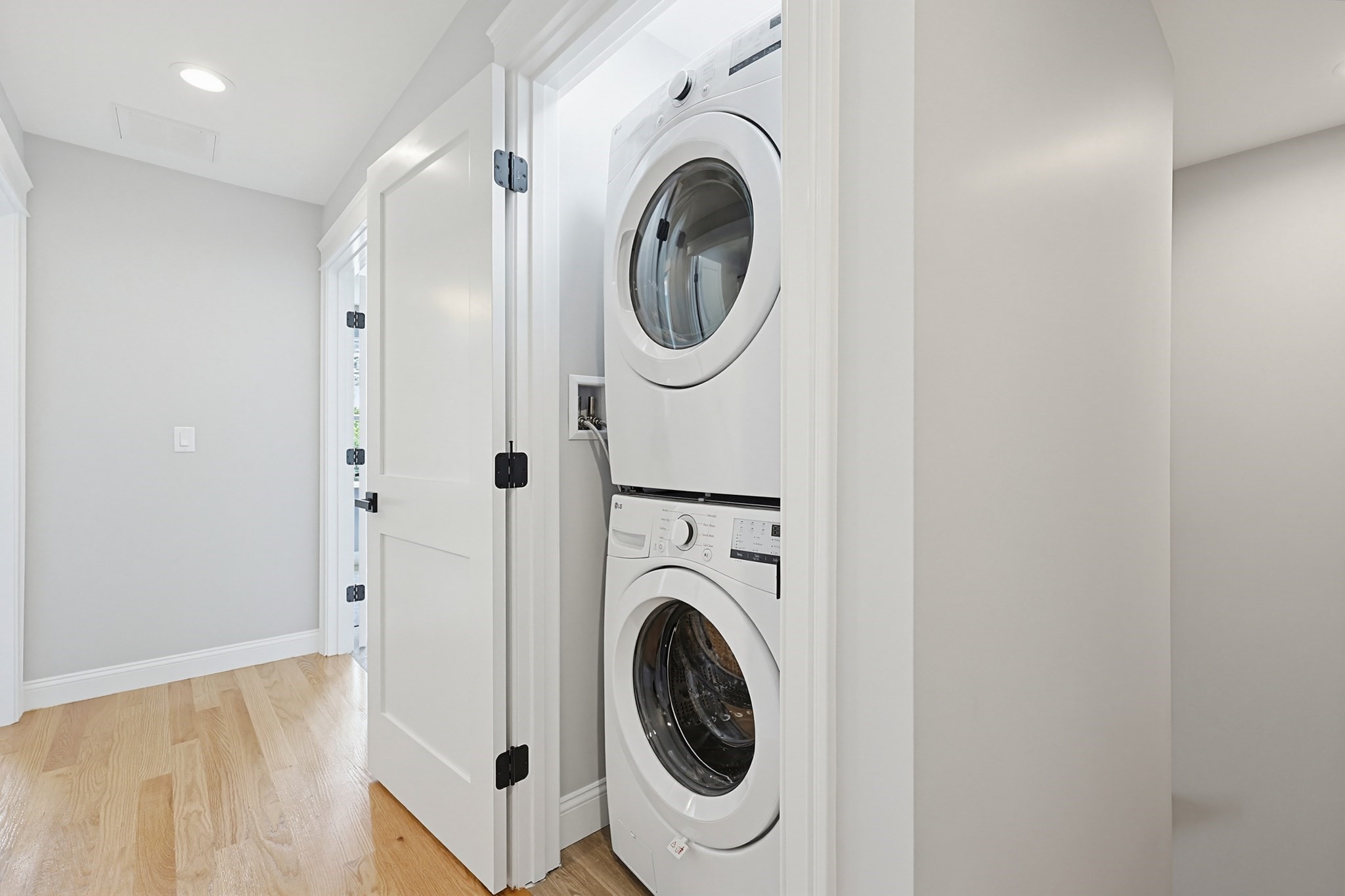 321 Winthrop Street, Unit 102 Taunton, MA 02780 - Photo 11 of 21 Gallery Image 11