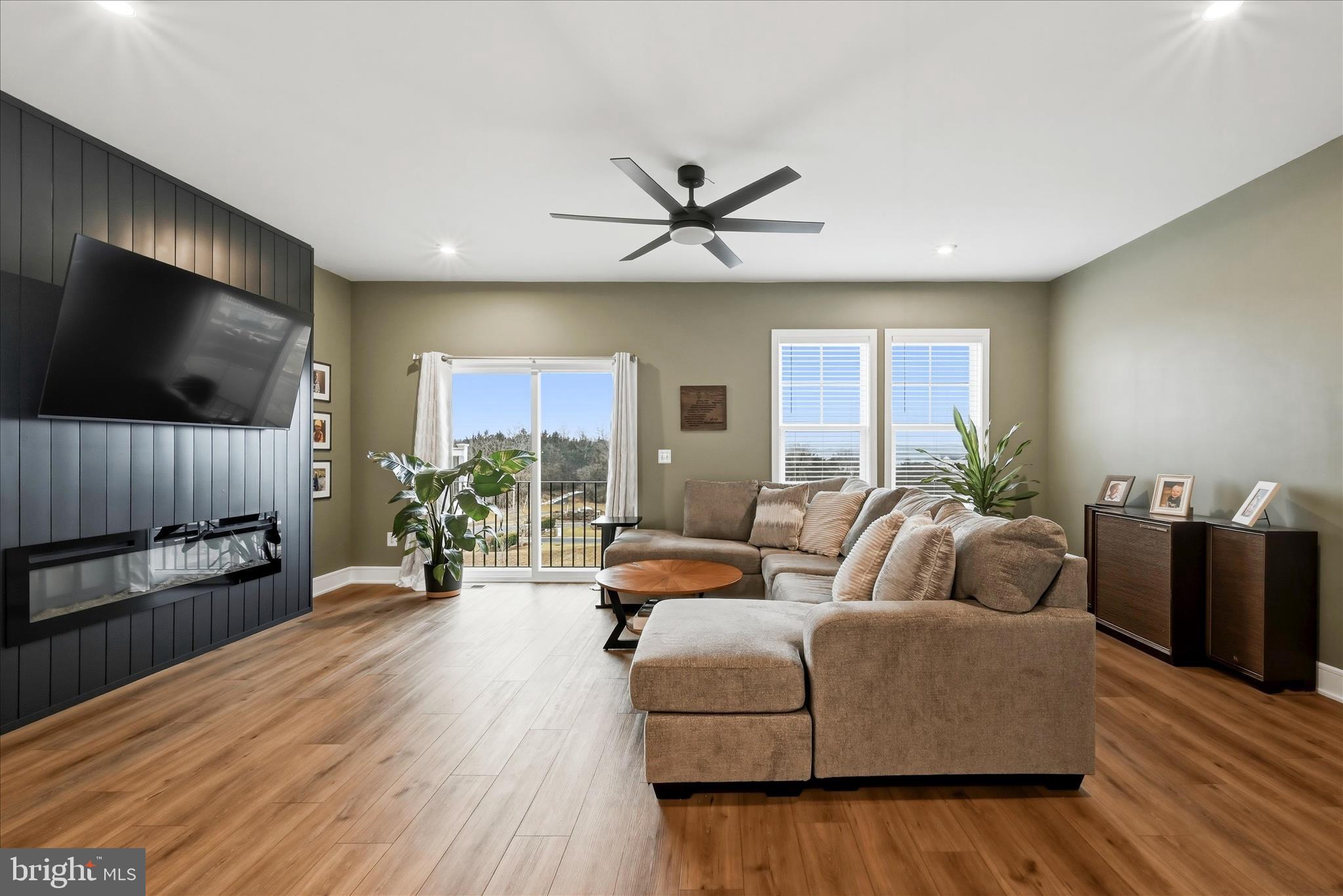 124 Checkerspot Way Lake White Post, VA 22663 - Photo 56 of 81 Living Room