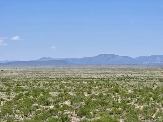 a view of an ocean from a yard