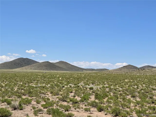 a view of an ocean from a yard