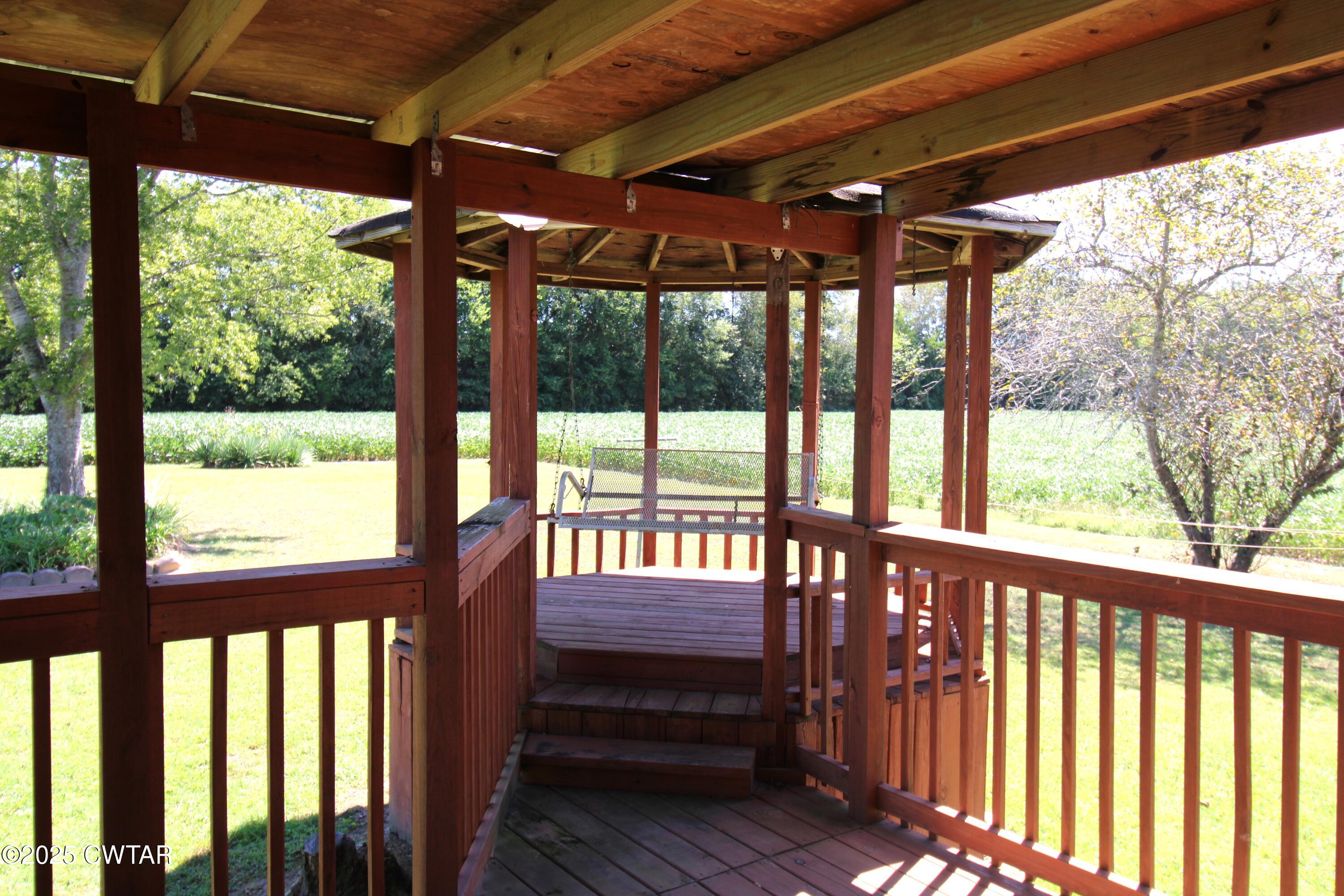 4810 Saltillo Road Saltillo, TN 38370 - Photo 14 of 25 Deck