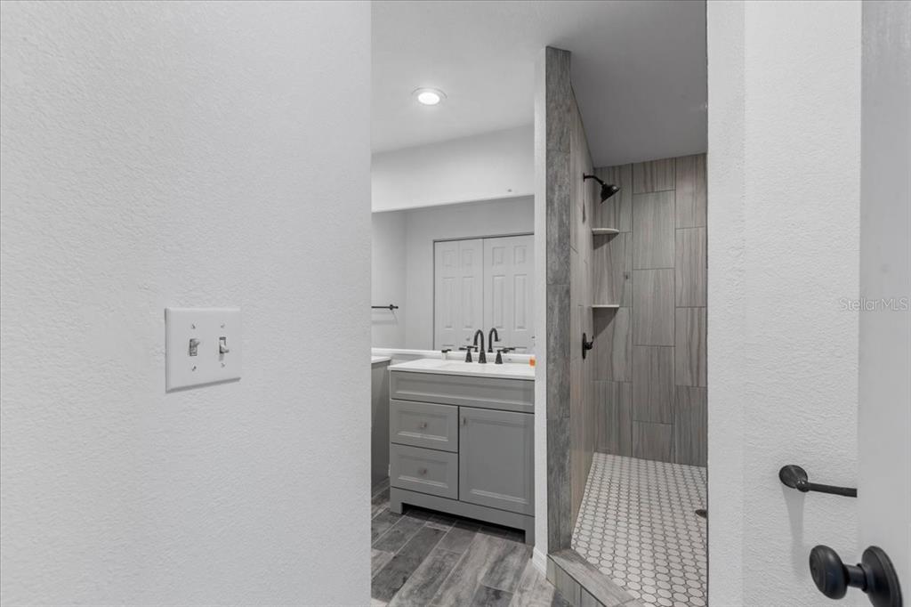 155 South Court Street Bronson, FL 32621 - Photo 48 of 62
