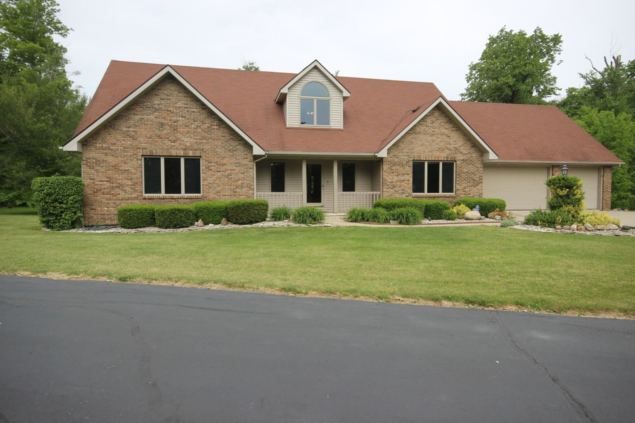 15436 Indianapolis Road Yoder, IN 46798 - Photo 2 of 36