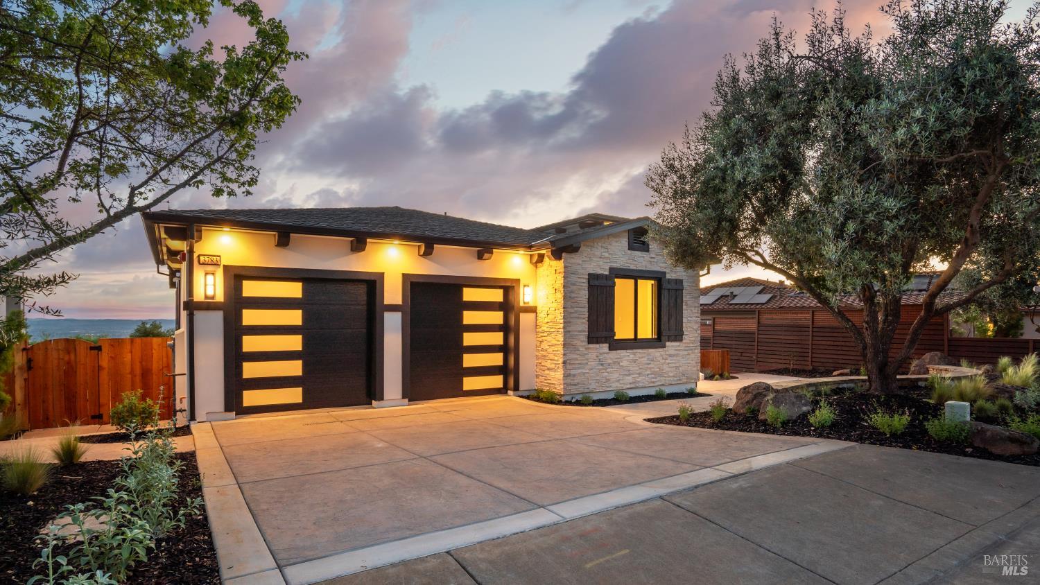 3783 Crown Hill Drive Santa Rosa, CA 95404 - Photo 3 of 70