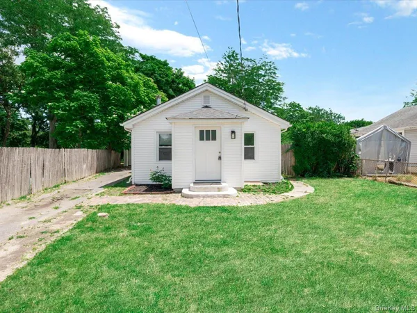 $369,000 | 73 C River Avenue, Patchogue, NY 11772