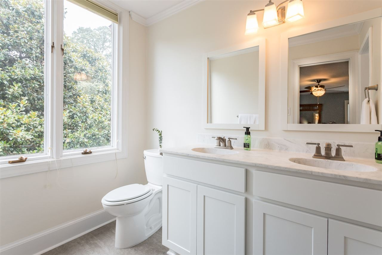 2900 Augusta Court Raleigh, NC 27607 - Photo 19 of 30 Master Bath