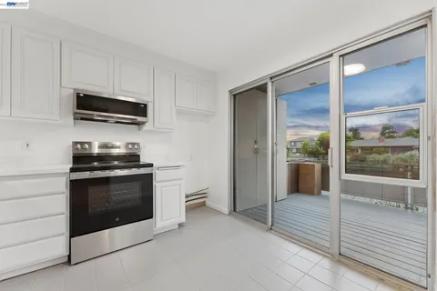 $595,000 | 339 Broadway, Unit 116, Alameda, CA 94501