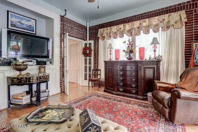 $1,750,000 | 1704 Market Street, Wilmington, NC 28403