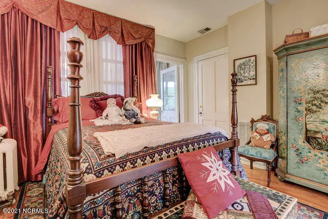 $1,750,000 | 1704 Market Street, Wilmington, NC 28403