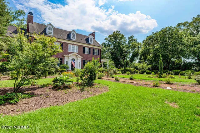 $1,750,000 | 1704 Market Street, Wilmington, NC 28403