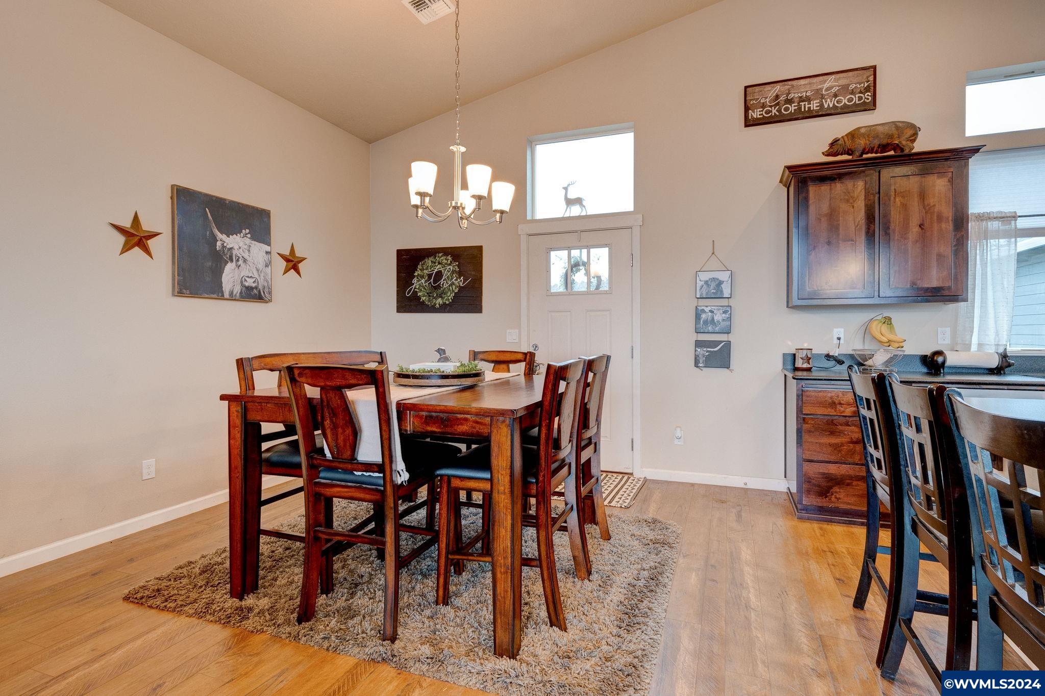 10224 Wagner Road Lyons, OR 97358 - Photo 6 of 45 Gallery Image 6