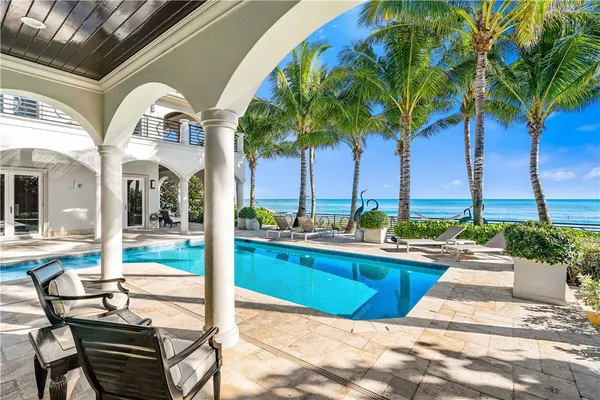 $13,750,000 | 3756 Ocean Drive, Vero Beach, FL 32963