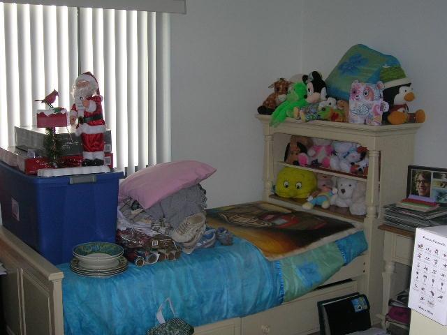 150 Northwest 70th Street, Unit 201 Boca Raton, FL 33487 - Photo 15 of 25 Guest room