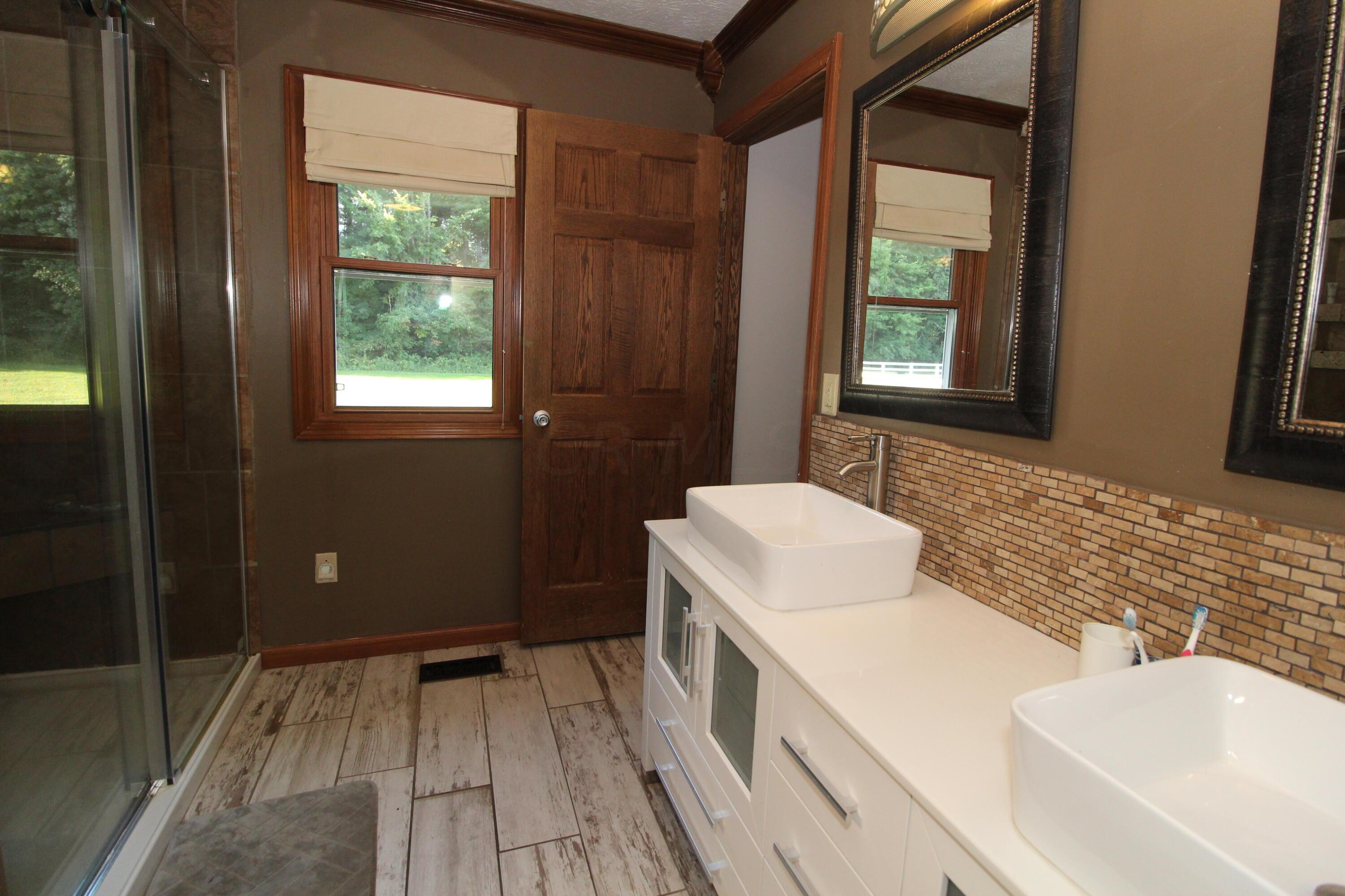 13820 Center Village Road Galena, OH 43021 - Photo 40 of 60 Primary Bath