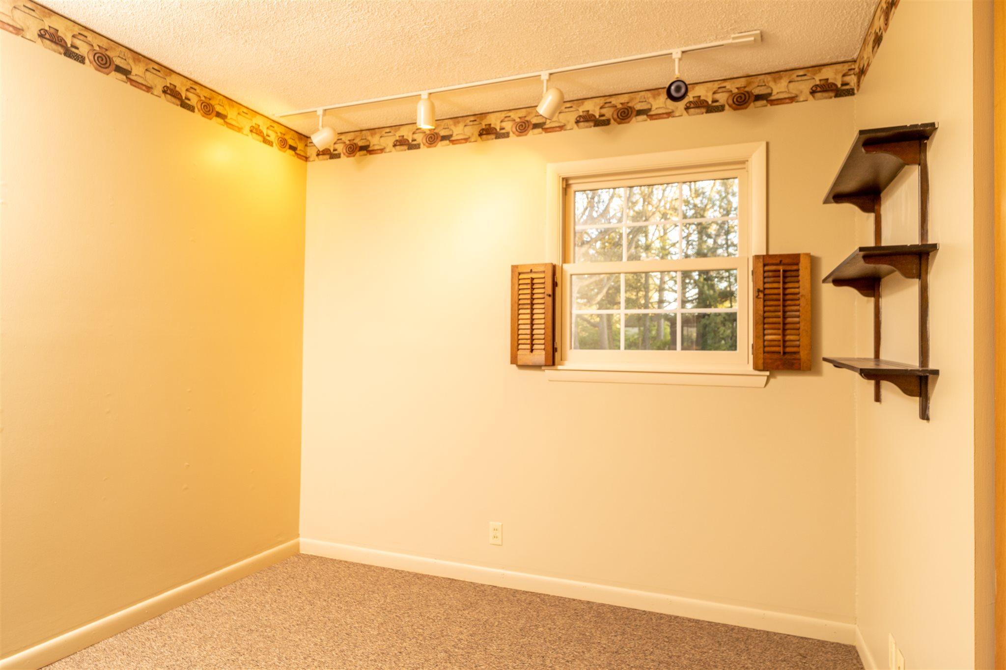 1708 North Hackberry Road Muncie, IN 47304 - Photo 12 of 15 Gallery Image 12