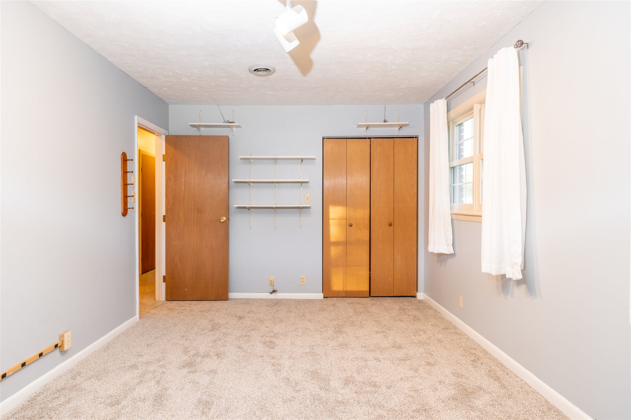 1708 North Hackberry Road Muncie, IN 47304 - Photo 10 of 15 Gallery Image 10