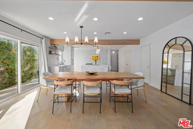 $1,995,000 | 1155 South Rimpau Boulevard, Los Angeles, CA 90019