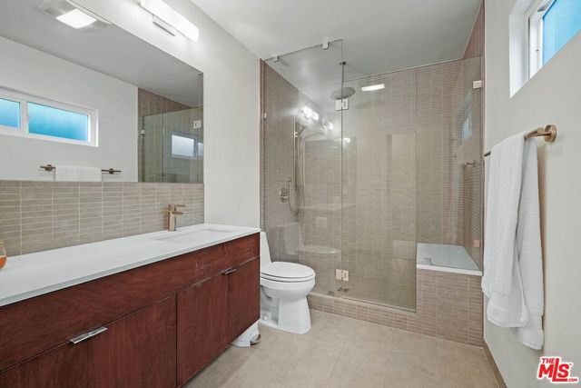 $1,995,000 | 1155 South Rimpau Boulevard, Los Angeles, CA 90019