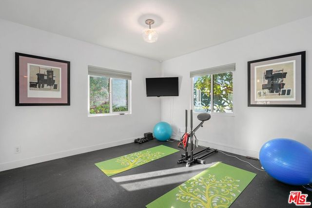 $1,995,000 | 1155 South Rimpau Boulevard, Los Angeles, CA 90019