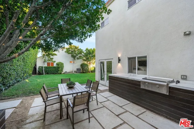 $1,995,000 | 1155 South Rimpau Boulevard, Los Angeles, CA 90019