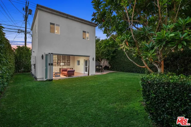 $1,995,000 | 1155 South Rimpau Boulevard, Los Angeles, CA 90019