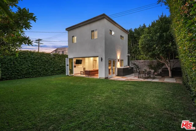 $1,995,000 | 1155 South Rimpau Boulevard, Los Angeles, CA 90019