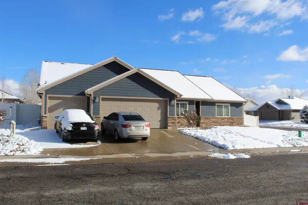 $579,000 | 3200 Ravens Crest Drive, Montrose, CO 81401