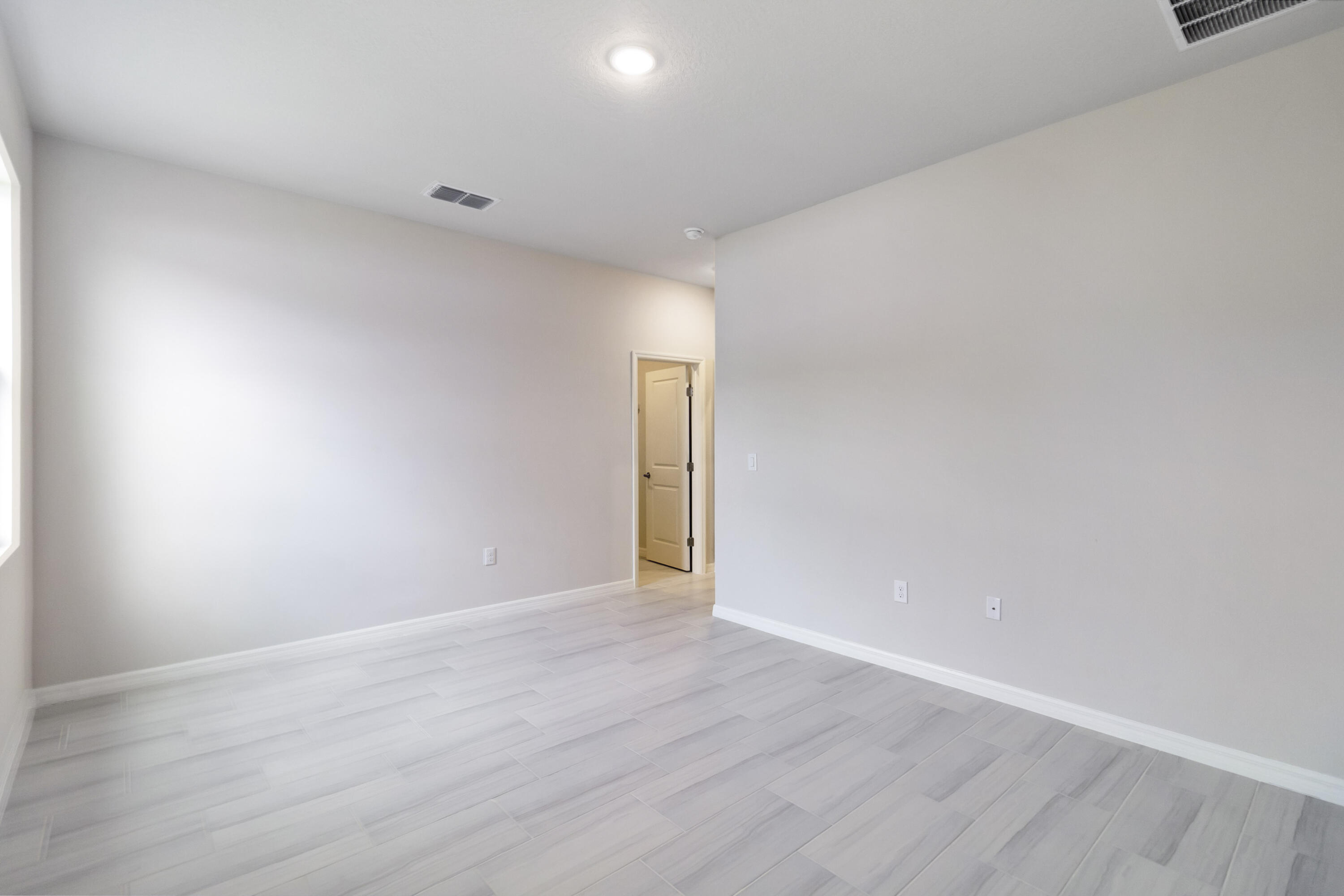 218 High Road Northwest Palm Bay, FL 32907 - Photo 13 of 27 016