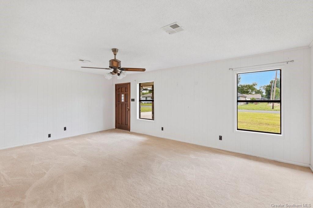 712 Topsy Road Lake Charles, LA 70607 - Photo 3 of 14 Gallery Image 3