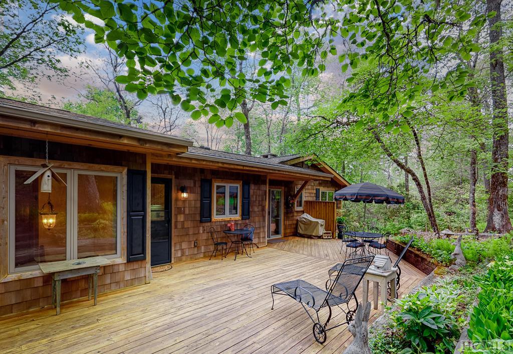 1121 Wilson Road Highlands, NC 28741 - Photo 24 of 42 Gallery Image 24