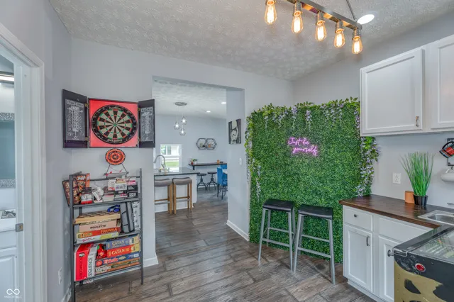 $278,900 | 964 Tecumseh Street, Indianapolis, IN 46201