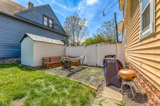 $278,900 | 964 Tecumseh Street, Indianapolis, IN 46201