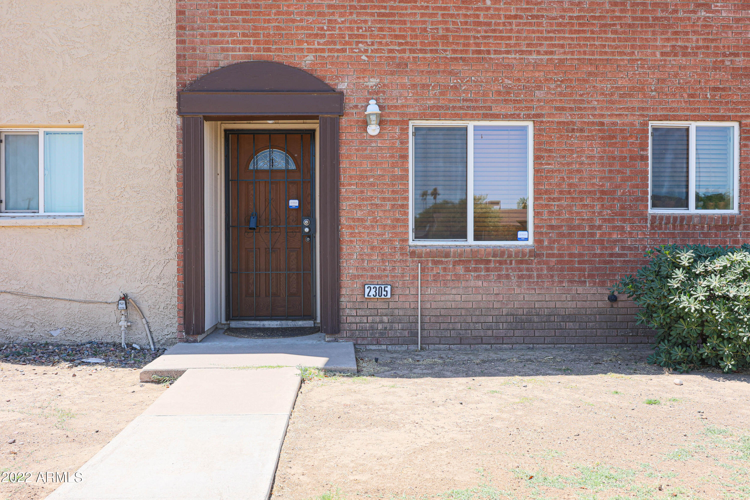 2305 East Cactus Road Phoenix, AZ 85022 - Photo 2 of 34 A (3)