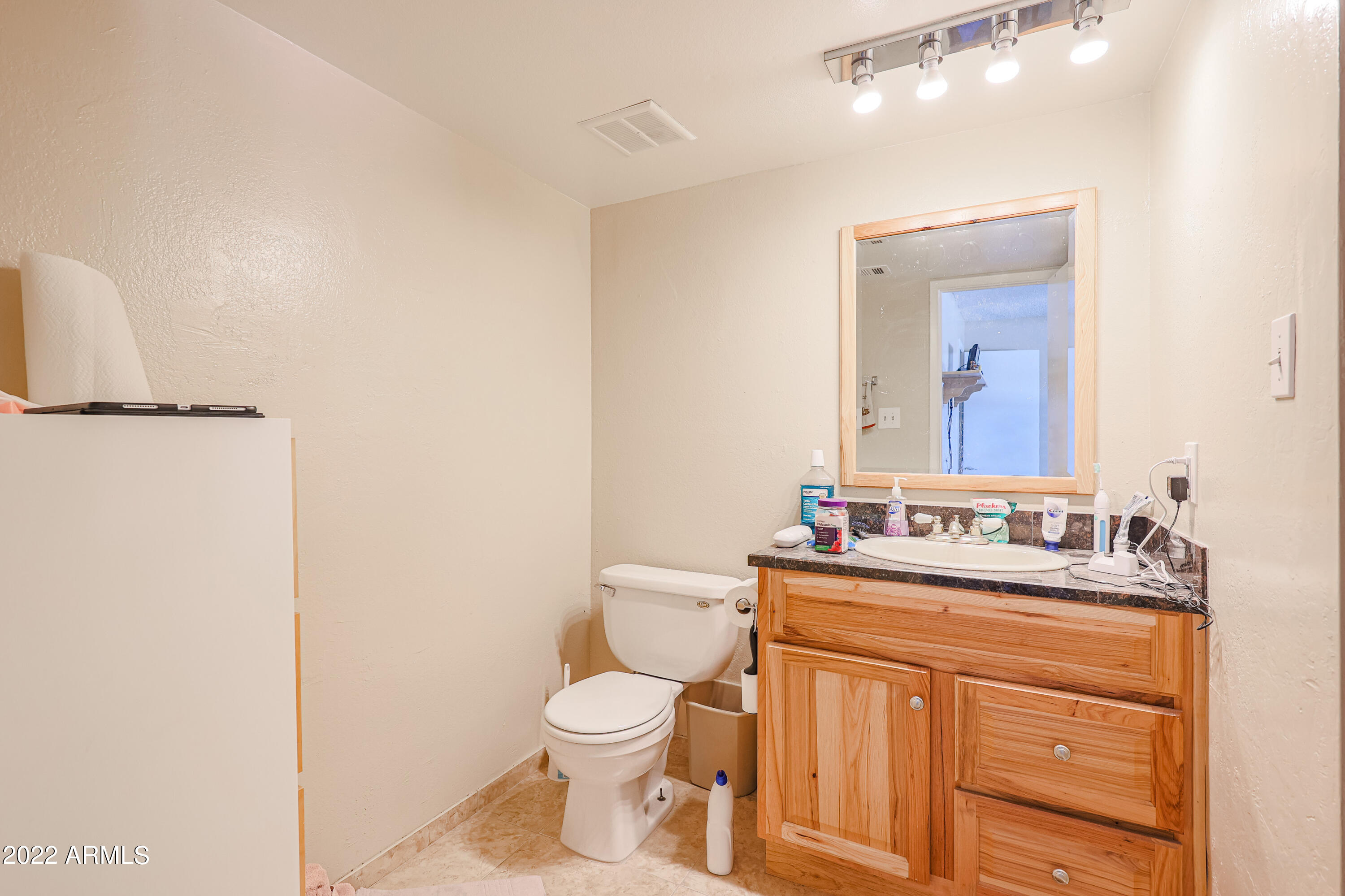 2305 East Cactus Road Phoenix, AZ 85022 - Photo 24 of 34 B (26)