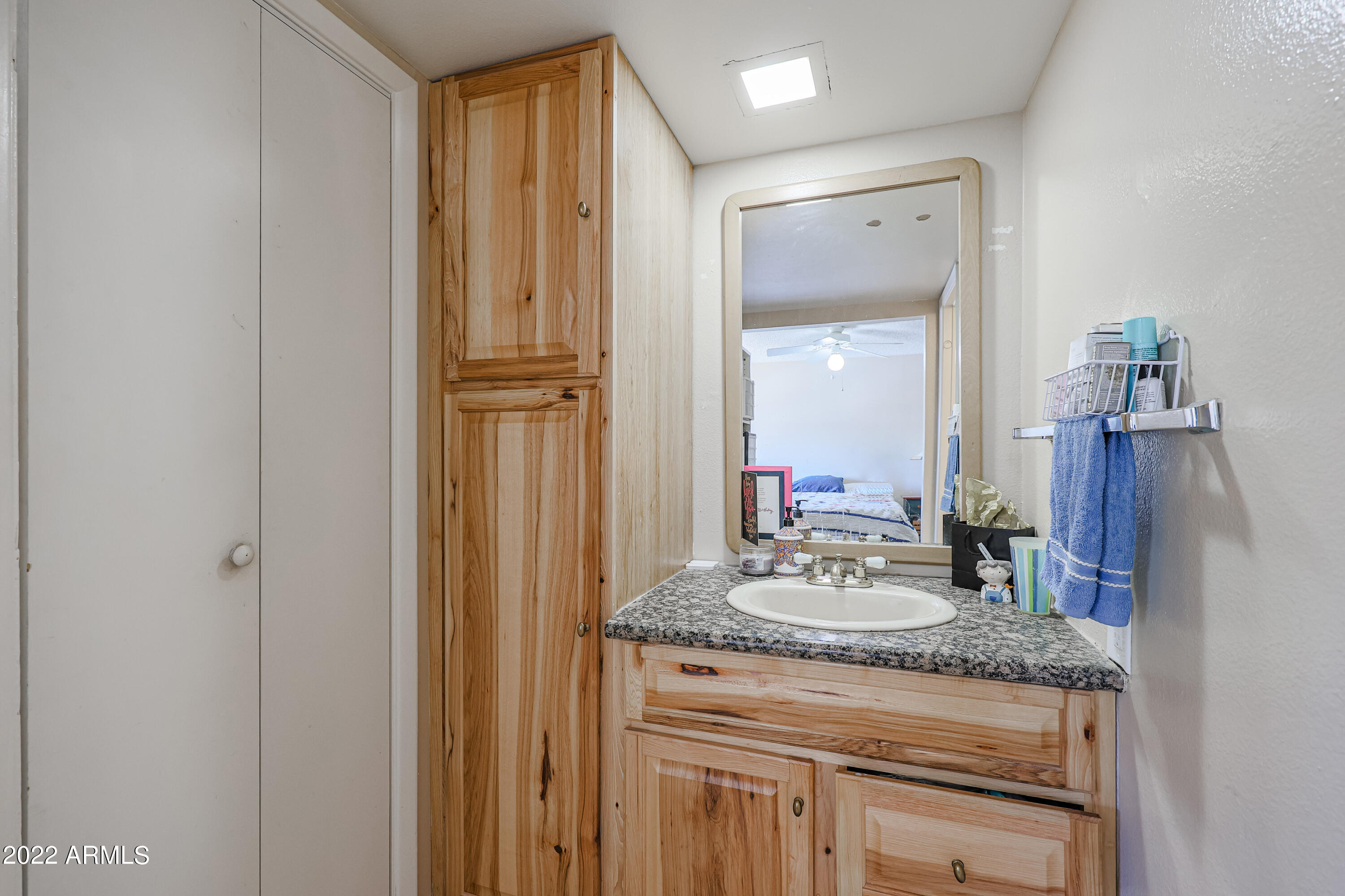 2305 East Cactus Road Phoenix, AZ 85022 - Photo 28 of 34 B (22)