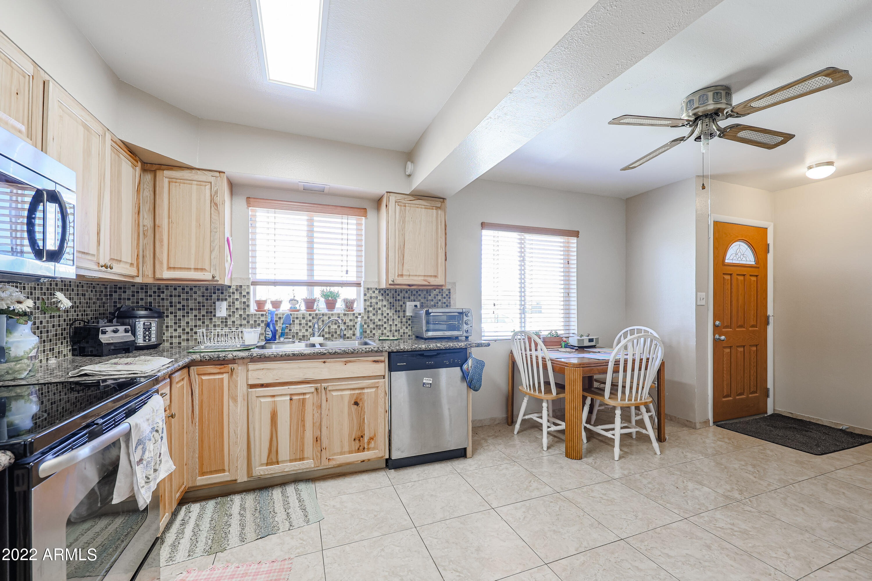 2305 East Cactus Road Phoenix, AZ 85022 - Photo 31 of 34 B (1)
