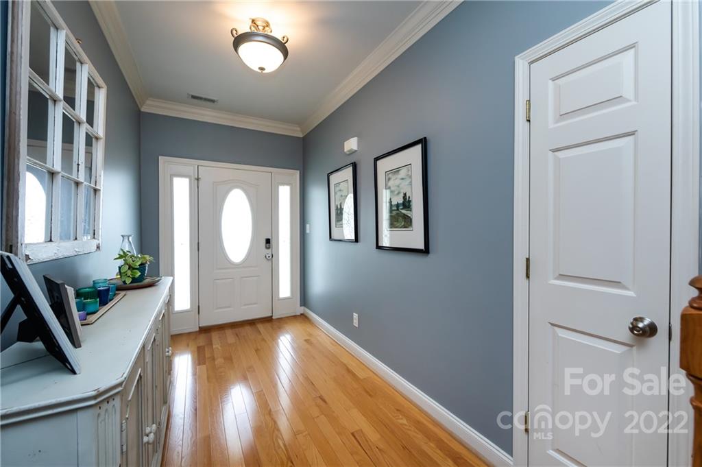 2707 Falling Leaf Court Monroe, NC 28110 - Photo 5 of 36 a view of a living room