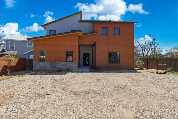 $1,700,000 | 608 Labor Street, San Antonio, TX 78210