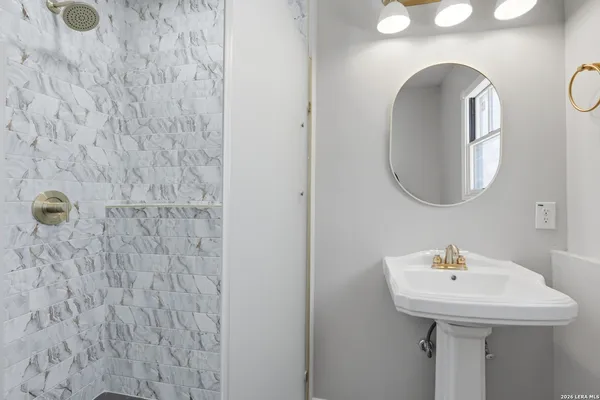 a front view of house with yard