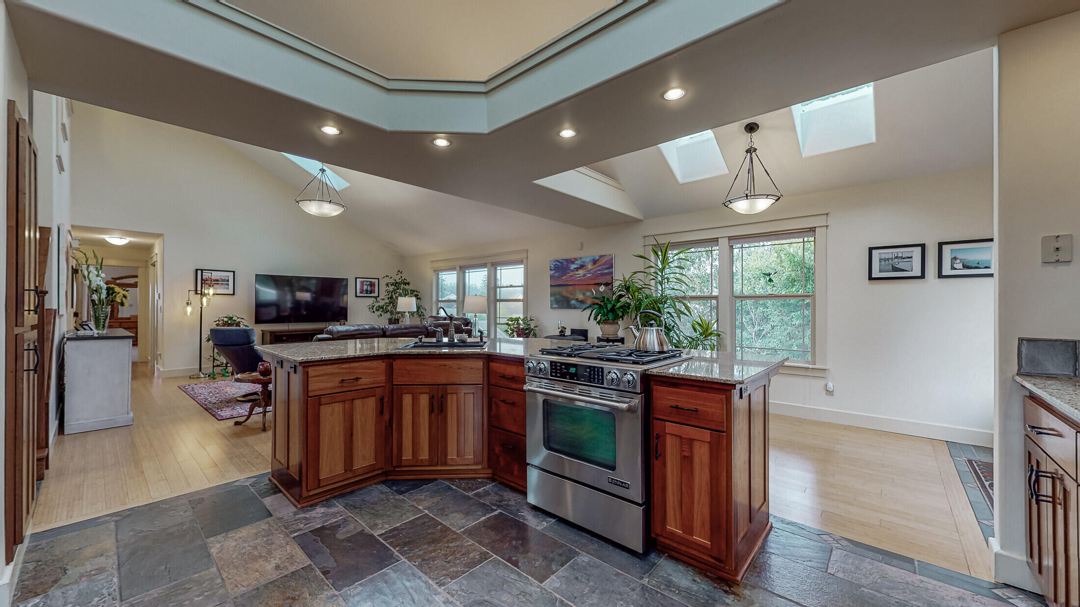 2255 Sunset Ridge McKinleyville, CA 95519 - Photo 22 of 90