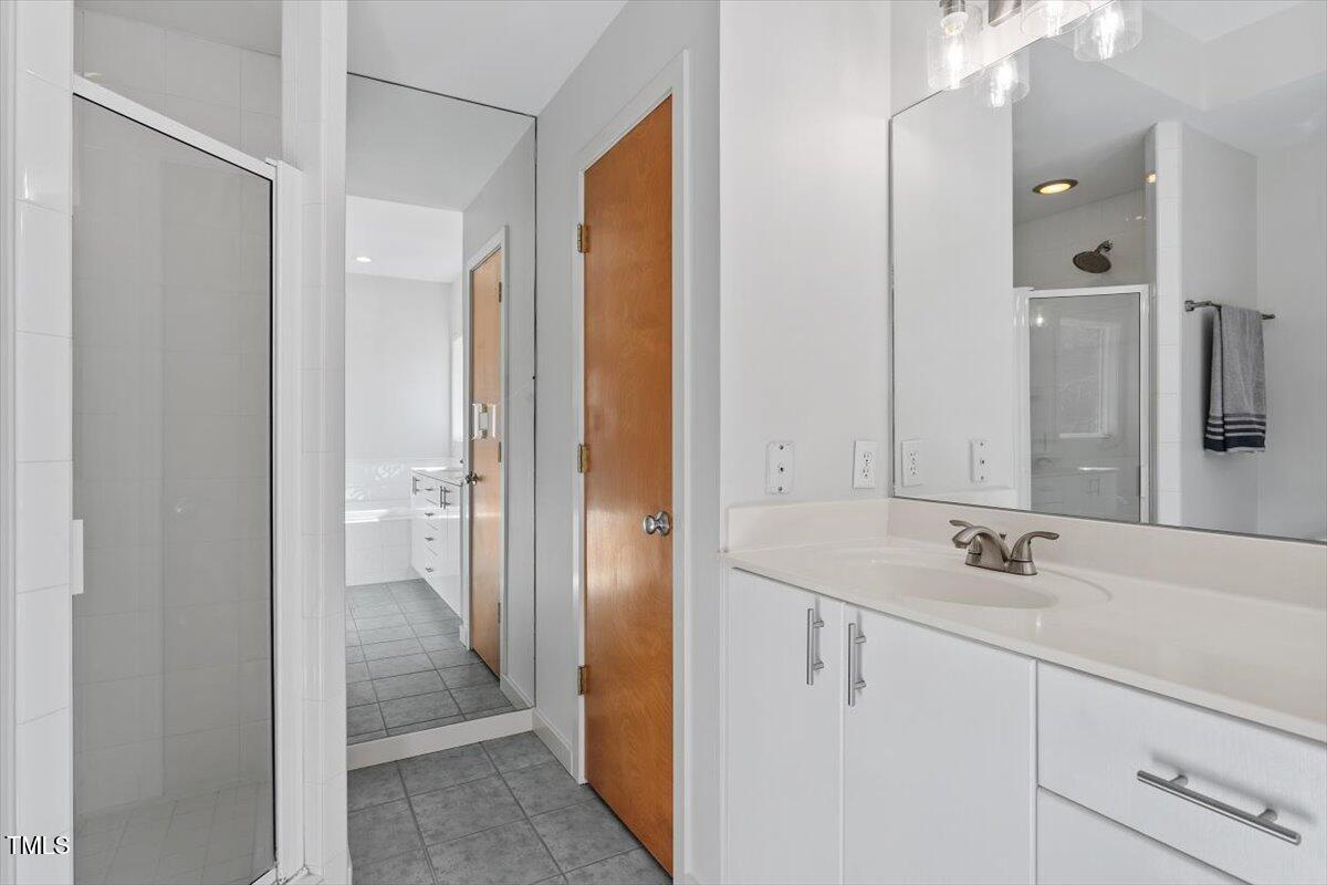 5920 Orchid Valley Road Raleigh, NC 27613 - Photo 34 of 54 Owner's Bathroom with separate shower stall