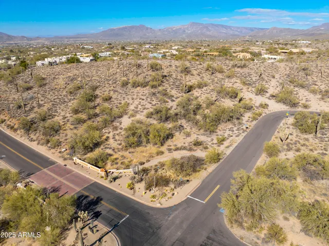 $400,000 | 38201 North Rising Sun Road, Unit 1, Carefree, AZ 85377