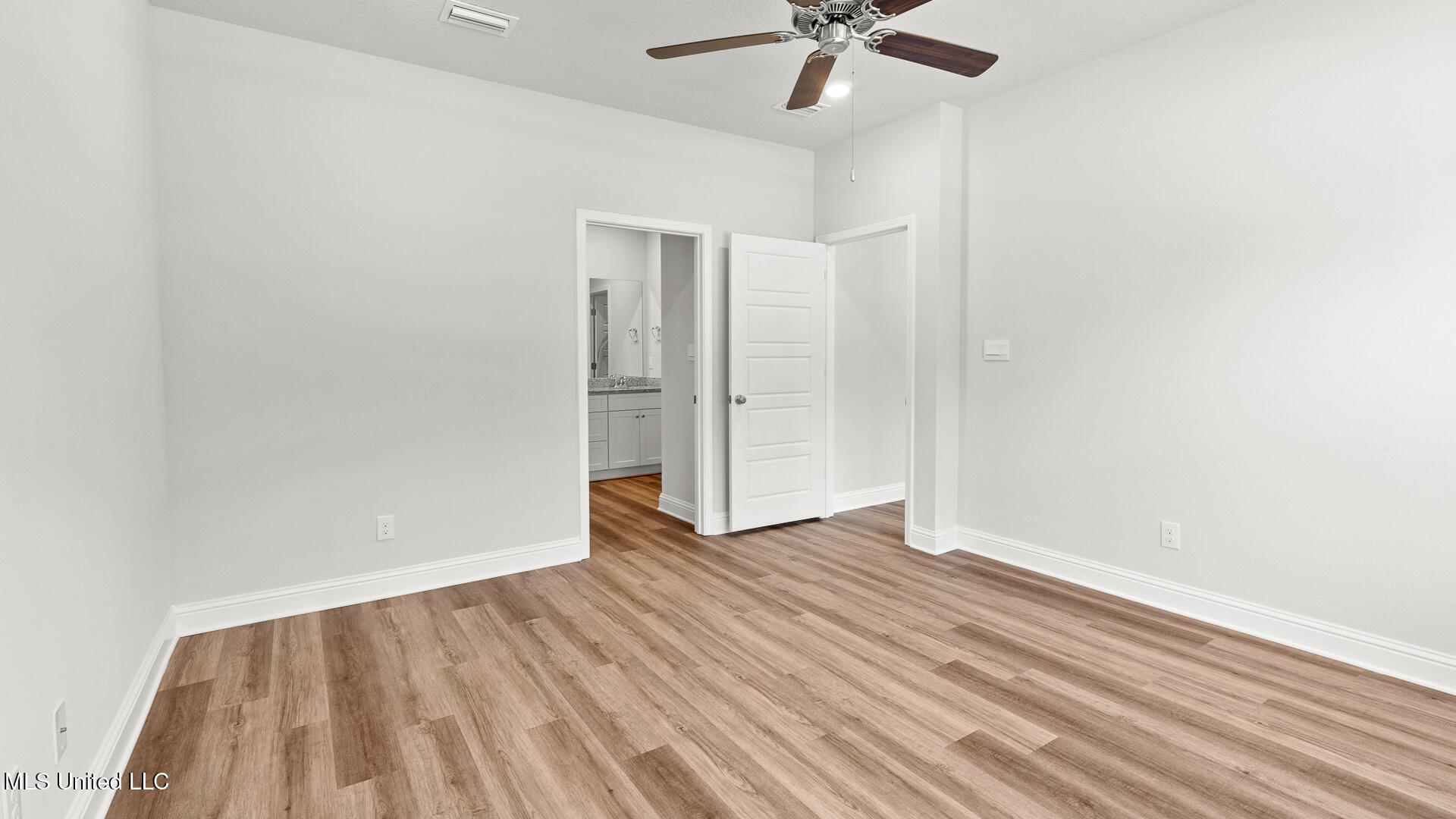 18432 Spring Hill Drive Saucier, MS 39574 - Photo 20 of 29 Primary