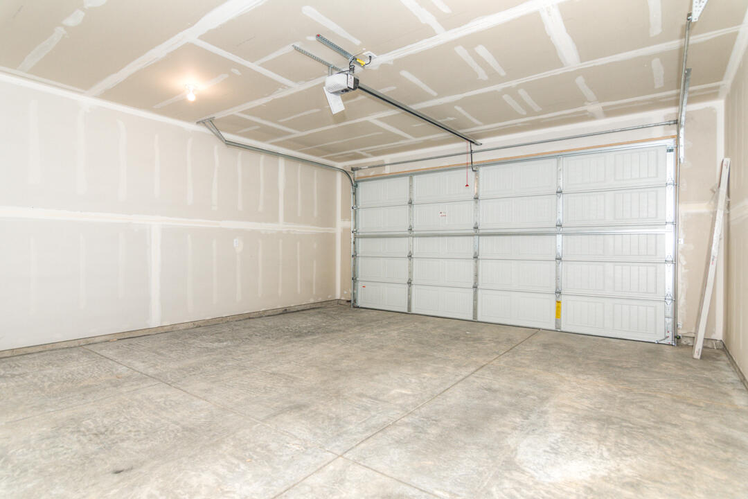17084 Indio Road Bend, OR 97707 - Photo 17 of 40