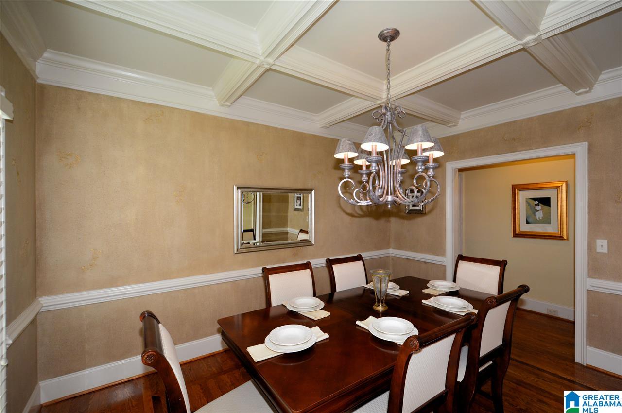 1142 Kingswood Road Birmingham, AL 35242 - Photo 4 of 39